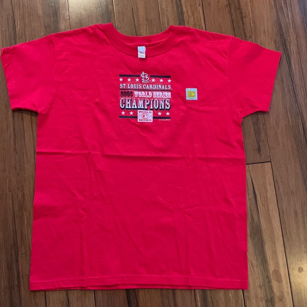 New vintage, St. Louis Cardinals T-shirt